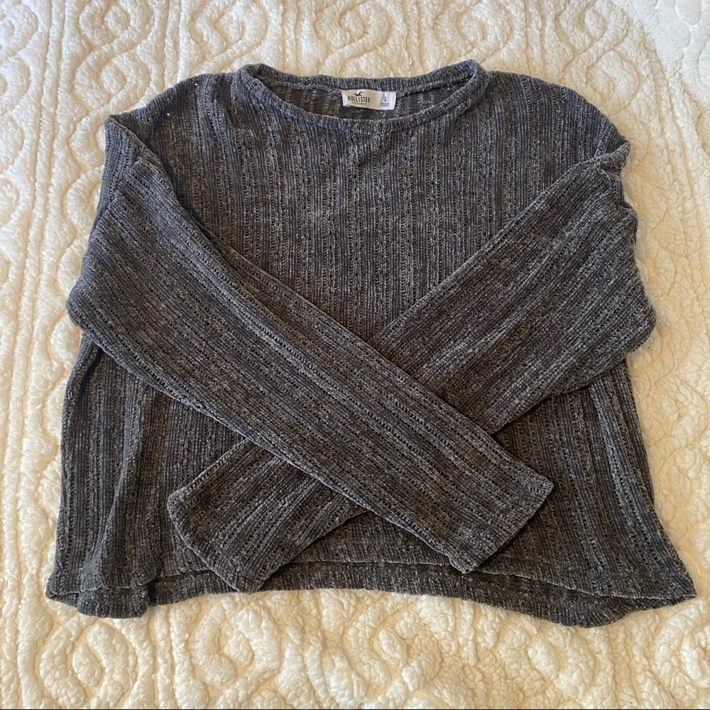 Large Hollister Cropped Grey Sweater NWOT